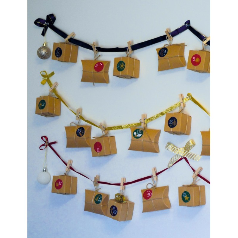 Calendrier de l'avent suspendu